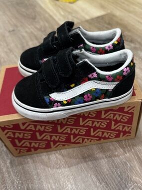 Vans Kids Black Sneakers with Multicolor Floral Trim